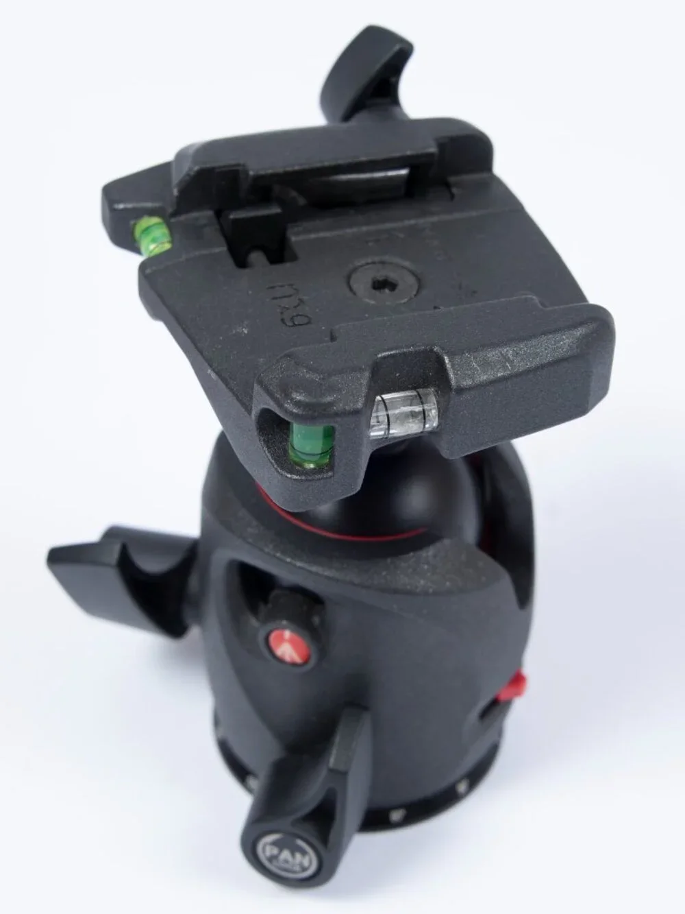 Manfrotto MH054M0-Q5 Magnesium Tripod Ball Head w/Q5 Quick Release